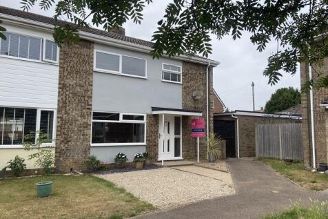 3 bedroom semi-detached house for sale