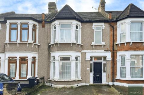 Glencoe Avenue, NEWBURY PARK, IG2 3 bed terraced house for sale