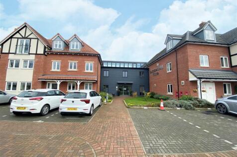 31 Summerfield Place, Wenlock Road... 1 bed retirement property for sale