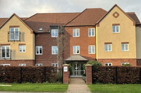 4 Lock Court, Copthorne Road... 2 bed retirement property for sale