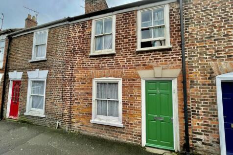 2 bedroom terraced house for sale