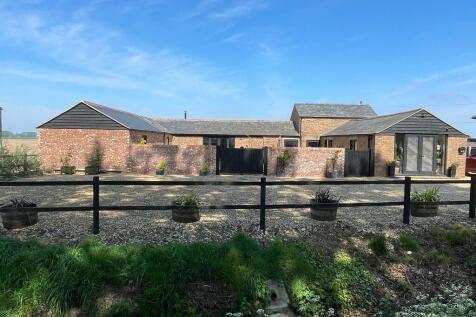 Guys Head Road, Sutton Bridge 3 bed barn conversion for sale
