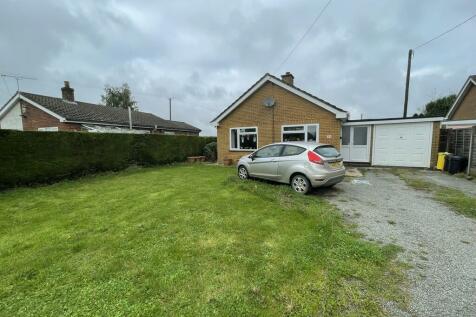 2 bedroom detached bungalow for sale