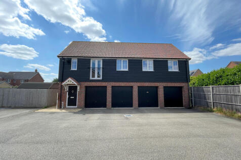 2 bedroom detached house for sale
