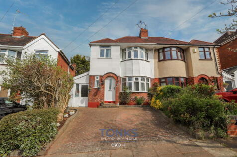 3 bedroom semi-detached house for sale