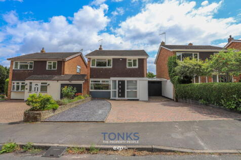 Wolverley Avenue, Stourbridge DY8 4 bed link detached house for sale