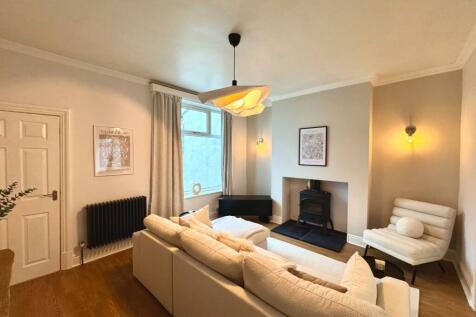 Mount Road, Burnley 3 bed terraced house for sale