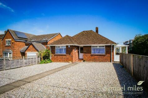 3 bedroom detached bungalow for sale