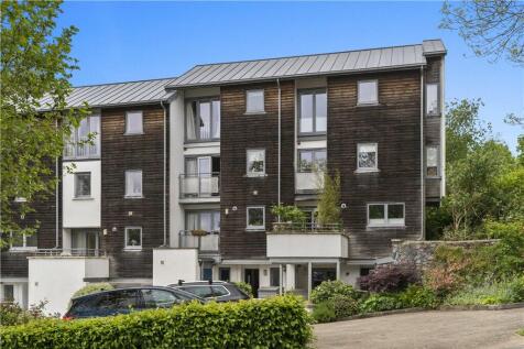 Heath Way, Totnes, Devon 4 bed terraced house for sale