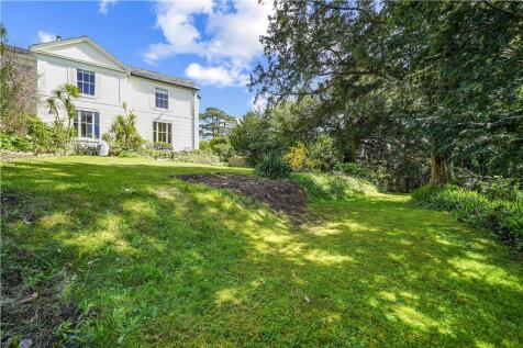 Pomeroy Villas, Bridgetown, Totnes 6 bed semi
