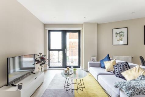 Nether Street, London, N3 2 bed apartment for sale