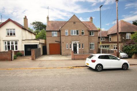 Blandford Avenue, Kettering... 4 bed detached house for sale