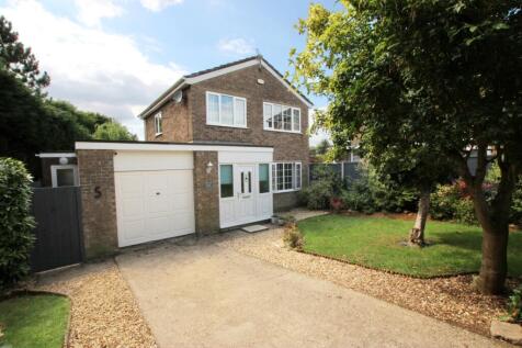 Cromwell Close, Desborough... 3 bed detached house for sale