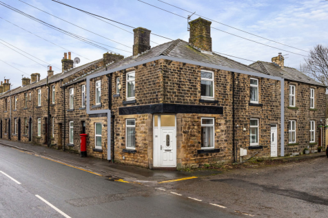 4 bedroom end of terrace house for sale