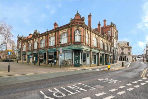 Studio flat for sale