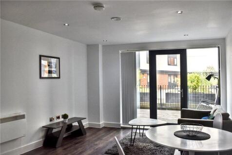 1 bedroom ground floor flat for sale