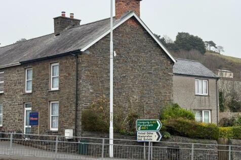 Prospect Place, Llanbadarn Fawr SY23 4 bed semi
