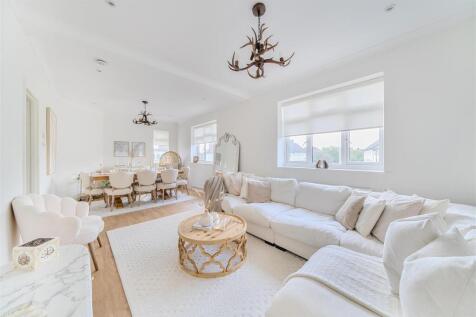 3 bedroom apartment for sale