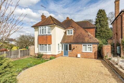 Ferndale Avenue, Surrey KT16 4 bed detached house for sale