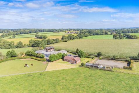 Over Peover, Knutsford, Cheshire 3 bed bungalow for sale