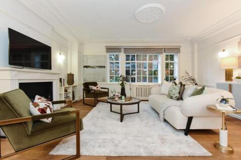 Knightsbridge Court, 12 Sloane Street... 2 bed flat for sale