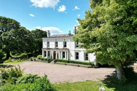 Matlock Road, Walton, Chesterfield 6 bed detached house for sale