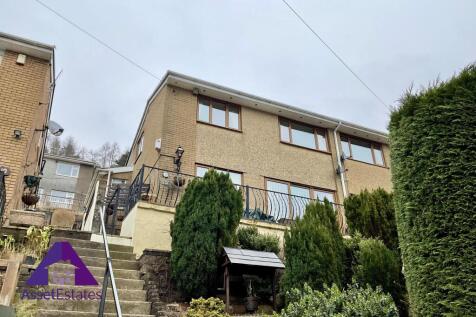 Penrhiwgarreg Houses, Abertillery 3 bed semi