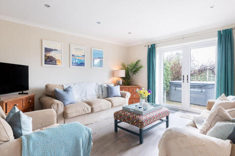 2 Trelawney Court, Rock 2 bed bungalow for sale