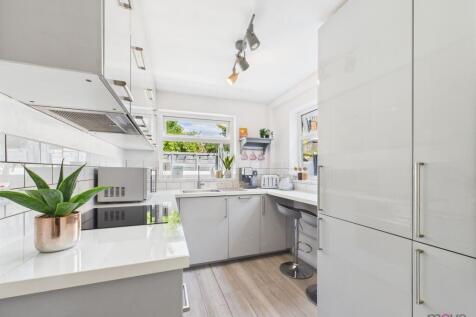 Devonshire Street, Cheltenham GL50 2 bed terraced house for sale