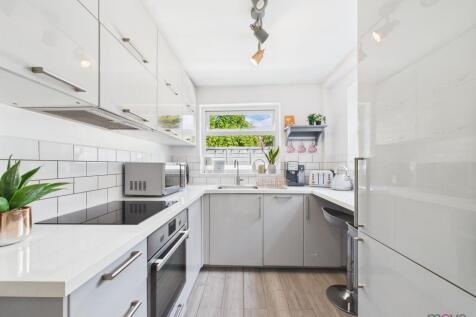 Devonshire Street, Cheltenham GL50 2 bed terraced house for sale