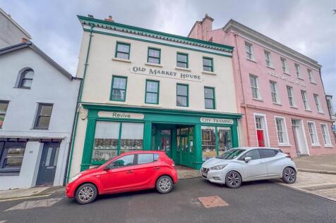 3 bedroom apartment for sale