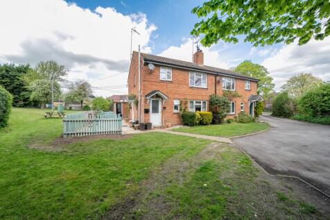 1 bedroom maisonette for sale