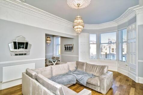 26A Mayfield Gardens, Edinburgh, EH9 2BZ 4 bed flat for sale