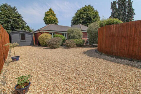 2 bedroom bungalow for sale