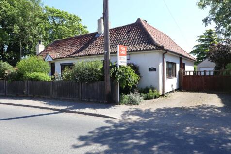 4 bedroom detached bungalow for sale