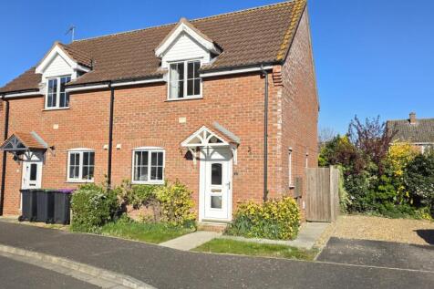 2 bedroom semi-detached house for sale