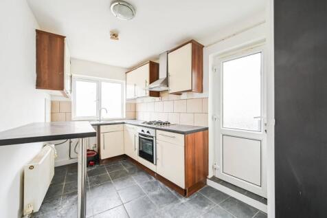 Crouch Hill, Crouch End, London, N4 1 bed flat for sale