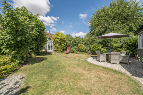 Henham Road, Saffron Walden CB11 3 bed semi