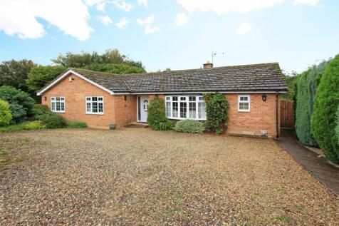 4 bedroom detached bungalow for sale