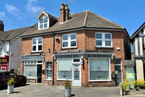 Station Road, Folkestone CT18 2 bed apartment for sale