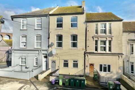 Foord Road South, Kent CT20 1 bed apartment for sale