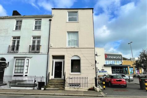 Russell Street, Dover CT16 8 bed terraced house for sale