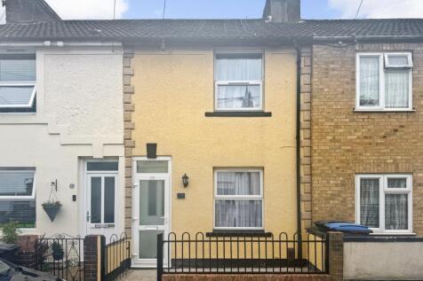 Wyndham Road, Kent CT17 3 bed terraced house for sale