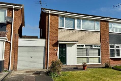 Highfield Place, Newcastle upon Tyne... 3 bed semi