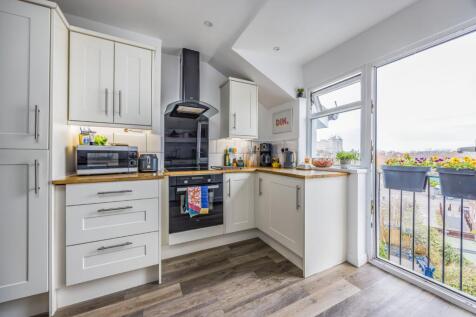 Waverley Road, Hampshire PO5 2 bed apartment for sale