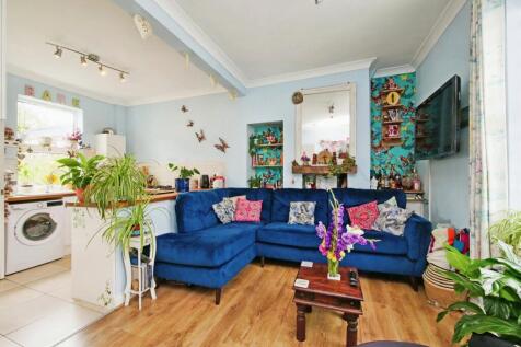 Falconer Street, North Yorkshire YO24 2 bed terraced house for sale