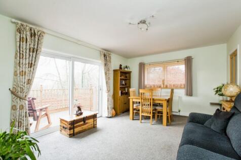 Beechwood Avenue, Halifax HX3 3 bed semi