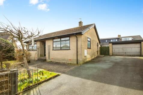 2 bedroom bungalow for sale