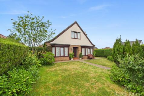 4 bedroom bungalow for sale