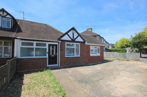 3 bedroom semi-detached bungalow for sale